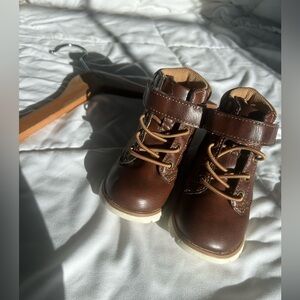 Stride Rite 360 Toddler Brown Leather Boots – Size 6M | Hook & Loop Lace Up